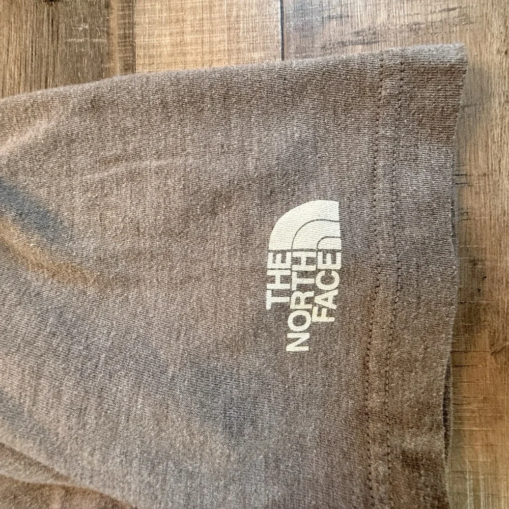 The North Face T-Shirt Brown Short Sleeve Campers Gonna Camp L